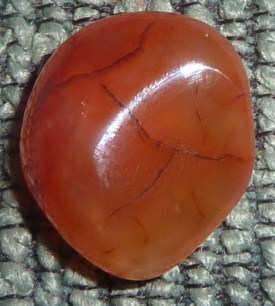 opal alebo slnecny kamen alebo karneol