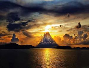 941966_555334501176098_164635841_n