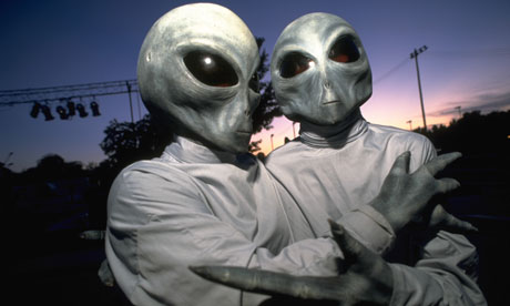 Transdimenzionálne bytosti, UFO a celý ten špás
